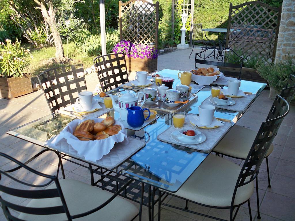 Les Vergers Saint Baldou Bed & Breakfast Cavaillon Ngoại thất bức ảnh